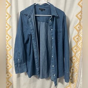 Banana Republic Women’s Denim Shirt